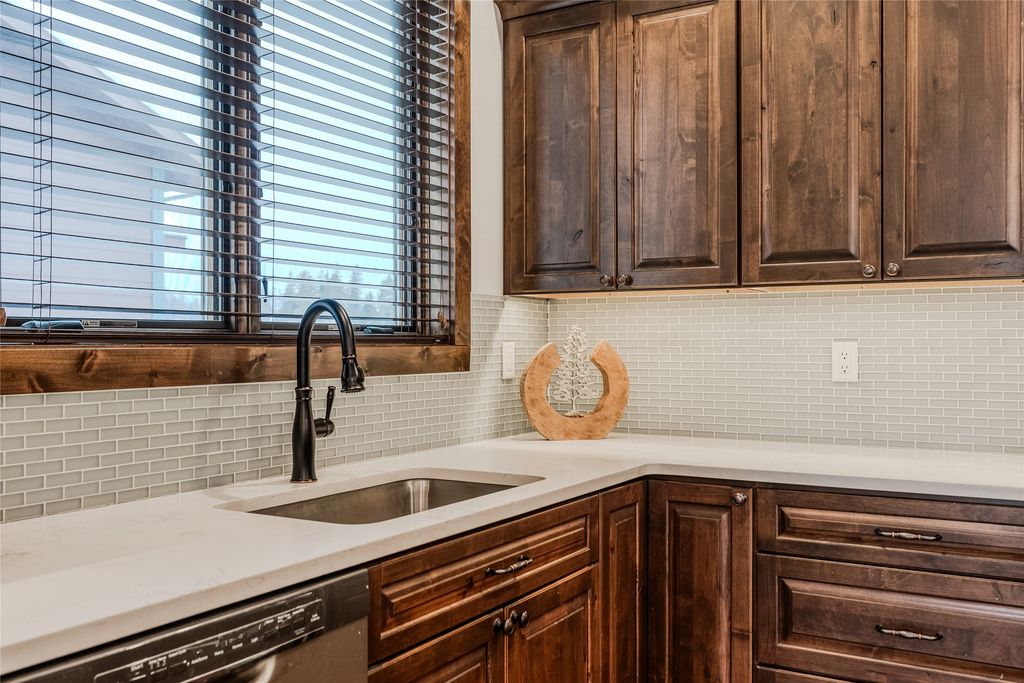 Image 16 of property listing at 751 Lenna Joy Drive, Whitefish, MT 59937
