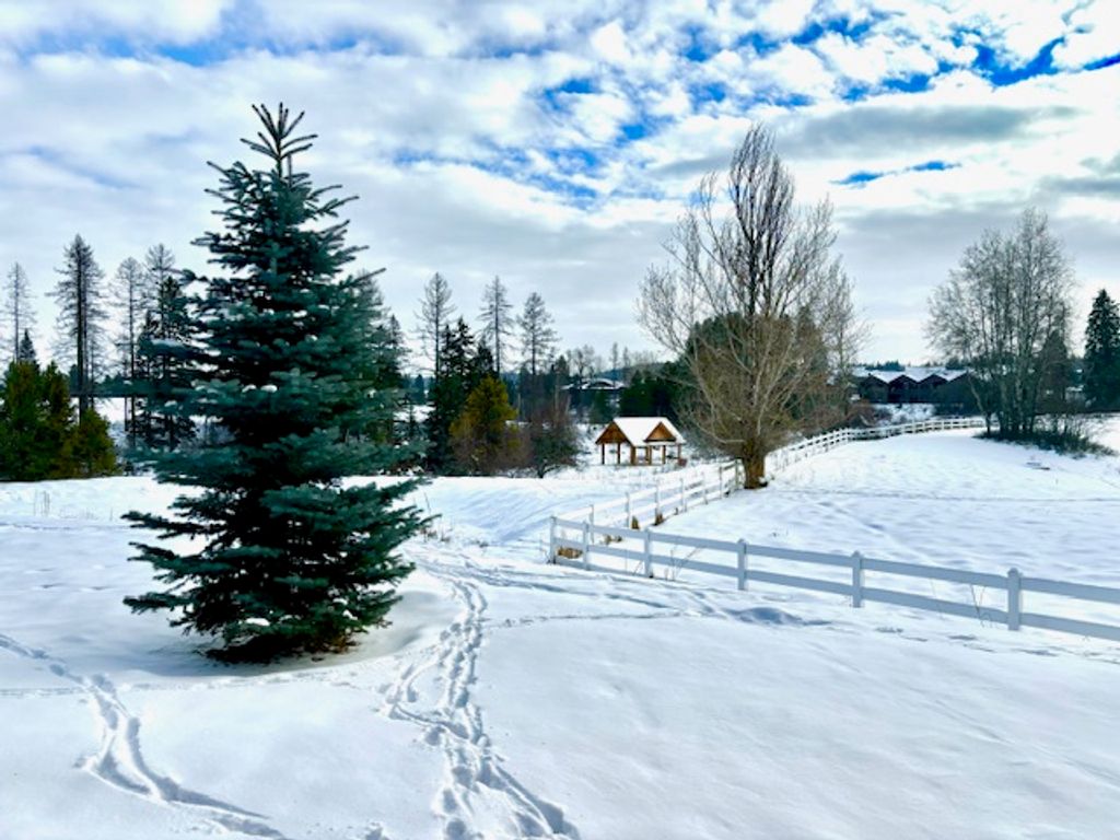 Image 44 of property listing at 751 Lenna Joy Drive, Whitefish, MT 59937