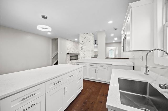 5 Ambridge, Ambridge, PA 15003