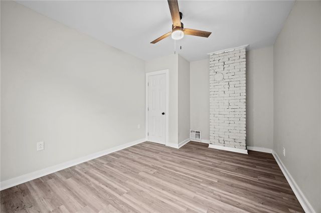 5 Ambridge, Ambridge, PA 15003