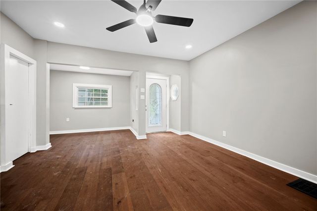 5 Ambridge, Ambridge, PA 15003