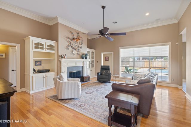 203 Hamlet Lane, Lafayette, LA 70508