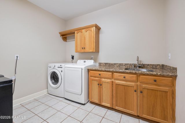 203 Hamlet Lane, Lafayette, LA 70508