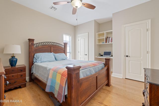 203 Hamlet Lane, Lafayette, LA 70508