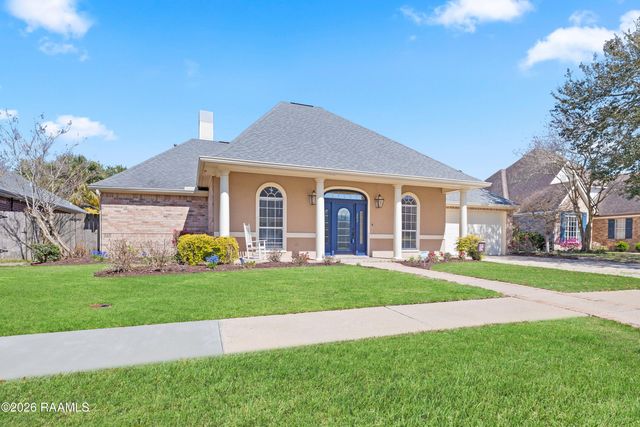 203 Hamlet Lane, Lafayette, LA 70508