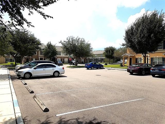 10709 CHESHAM HILL COURT, Riverview, FL 33579