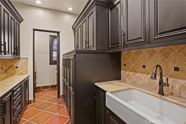 4617 S Blosser, Santa Maria, CA 93455