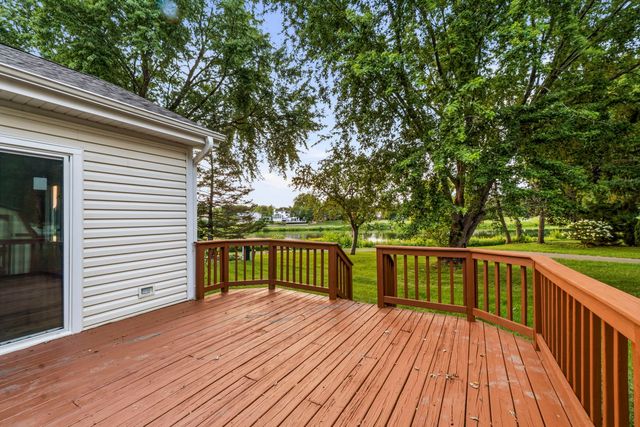 1080 Dresden Drive, Hoffman Estates, IL 60192