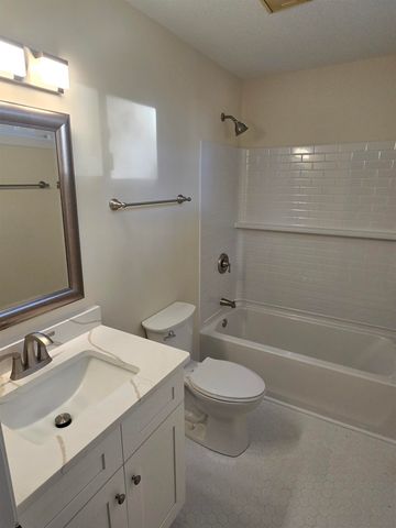 405 Oak Lake Circle, North Myrtle Beach, SC 29582