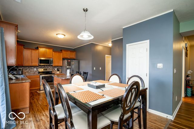 834 Blue Ash Trail, Greenwood, IN 46143