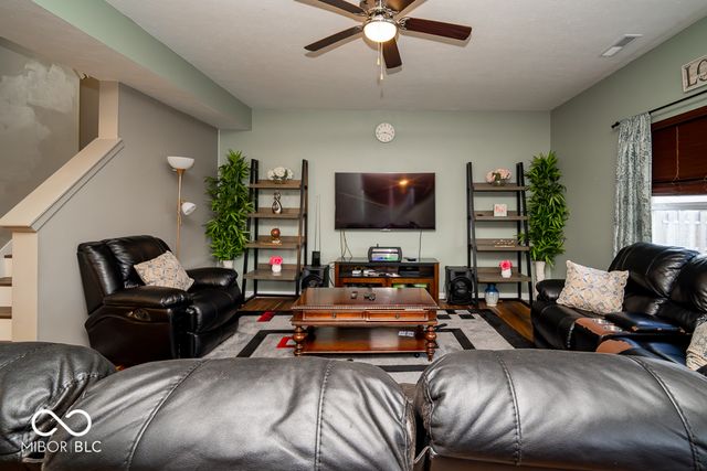 834 Blue Ash Trail, Greenwood, IN 46143