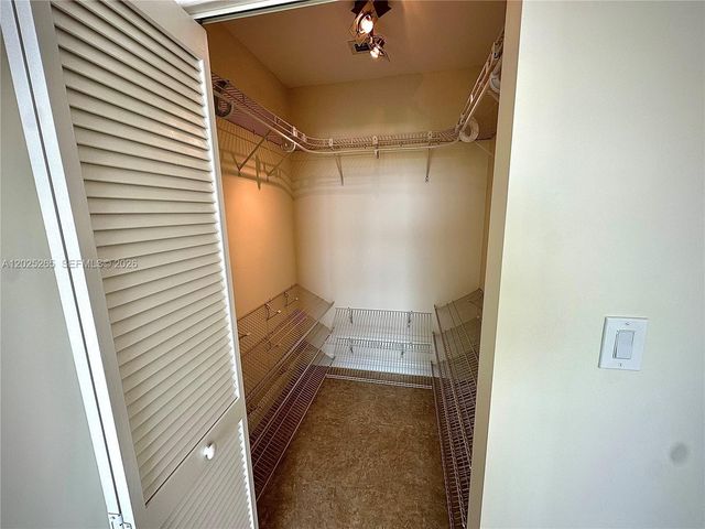 2525 SW 3rd Ave 705, Miami, FL 33129