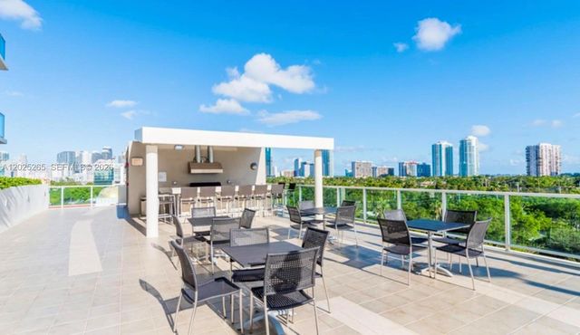 2525 SW 3rd Ave 705, Miami, FL 33129