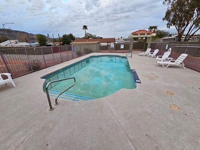 1336 E Mountain View Road Unit 204, Phoenix, AZ 85020