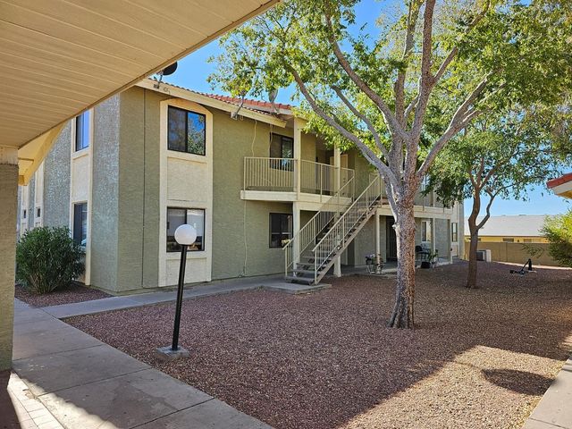 1336 E Mountain View Road Unit 204, Phoenix, AZ 85020