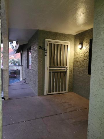 1336 E Mountain View Road Unit 204, Phoenix, AZ 85020