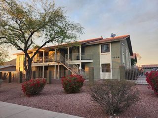 1336 E Mountain View Road Unit 204, Phoenix, AZ 85020