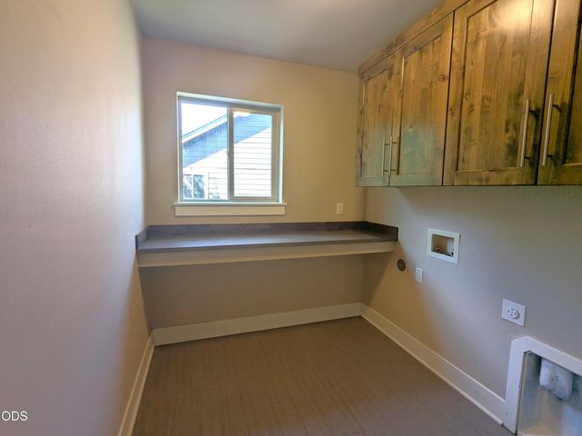 2337 NW Debron Lane, Bend, OR 97703