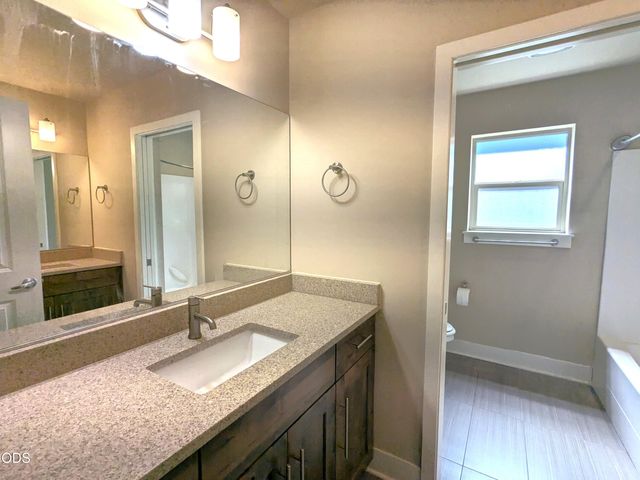 2337 NW Debron Lane, Bend, OR 97703