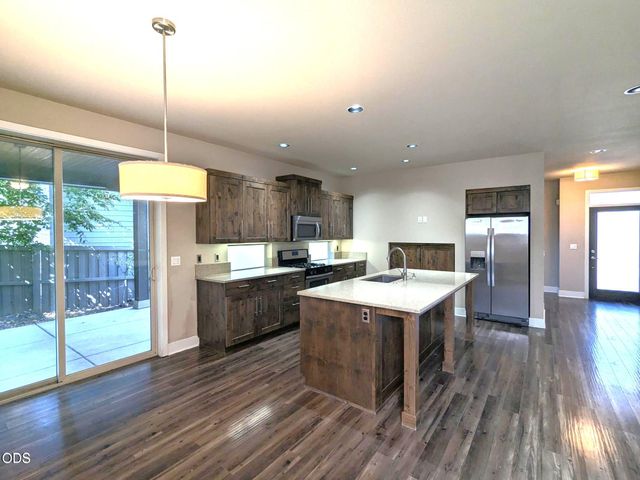 2337 NW Debron Lane, Bend, OR 97703