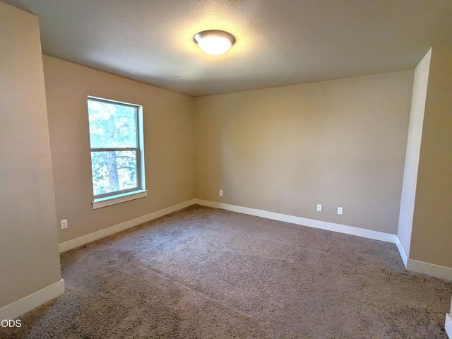 2337 NW Debron Lane, Bend, OR 97703