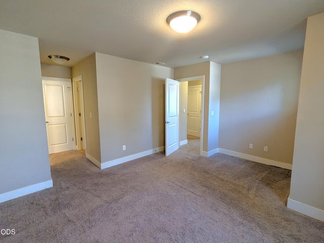 2337 NW Debron Lane, Bend, OR 97703