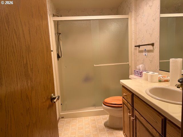 1344 REGENCY Dr, Eugene, OR 97401