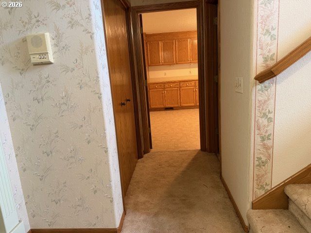 1344 REGENCY Dr, Eugene, OR 97401