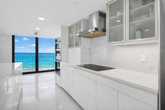 3400 S Ocean Boulevard 4 C I, Palm Beach, FL 33480