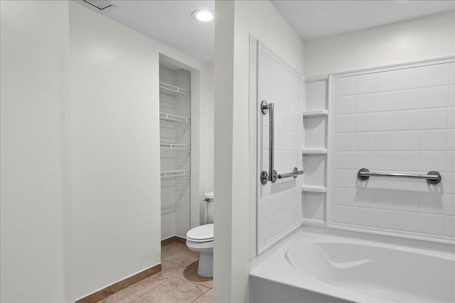 2560 S Ocean Boulevard, Palm Beach, FL 33480