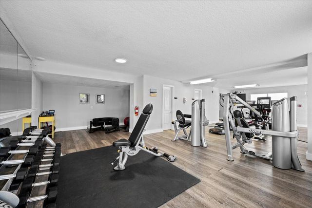 2560 S Ocean Boulevard, Palm Beach, FL 33480