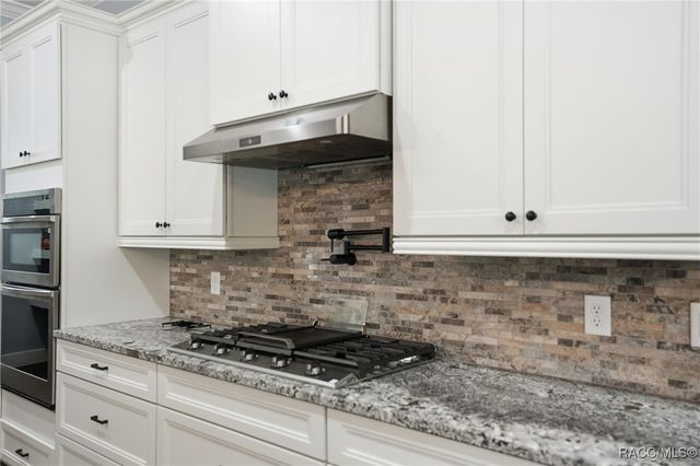 6229 W Pine Ridge Boulevard, Beverly Hills, FL 34465