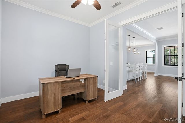 6229 W Pine Ridge Boulevard, Beverly Hills, FL 34465