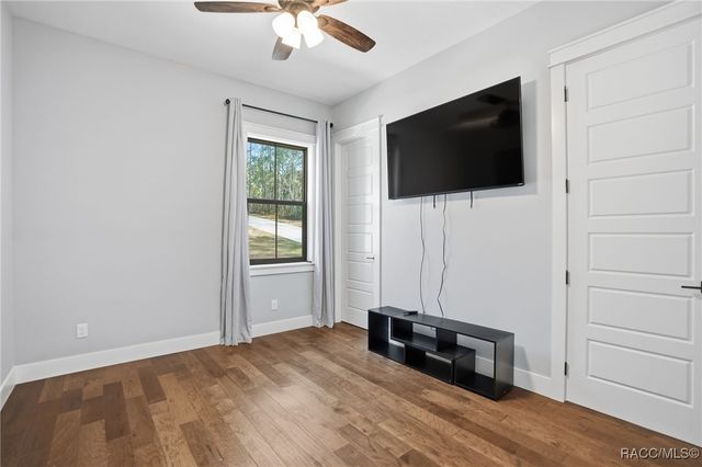 6229 W Pine Ridge Boulevard, Beverly Hills, FL 34465