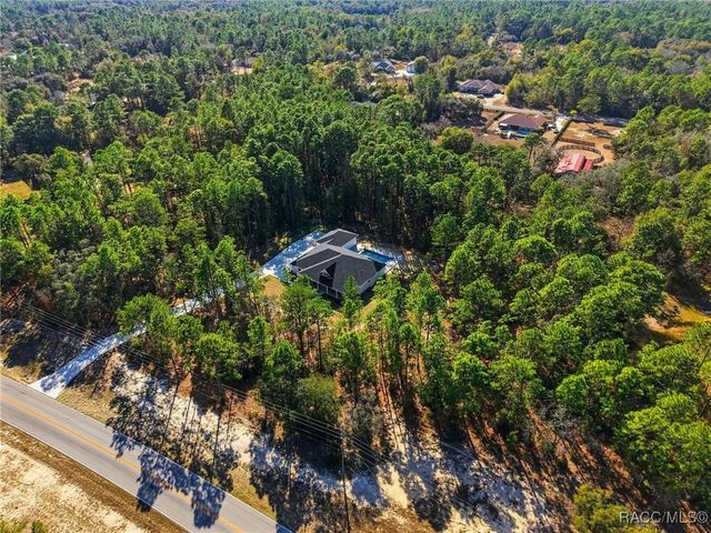 6229 W Pine Ridge Boulevard, Beverly Hills, FL 34465