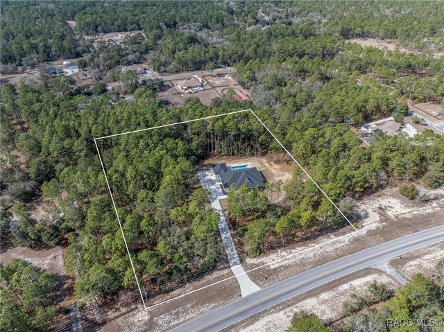 6229 W Pine Ridge Boulevard, Beverly Hills, FL 34465