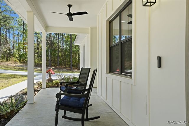 6229 W Pine Ridge Boulevard, Beverly Hills, FL 34465