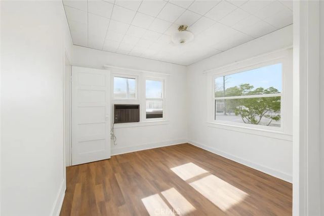 401 W Graham, Lake Elsinore, CA 92530