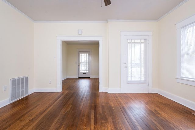 3710 W Capitol Avenue, Little Rock, AR 72205