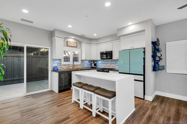 571 Delaware, Imperial Beach, CA 91932