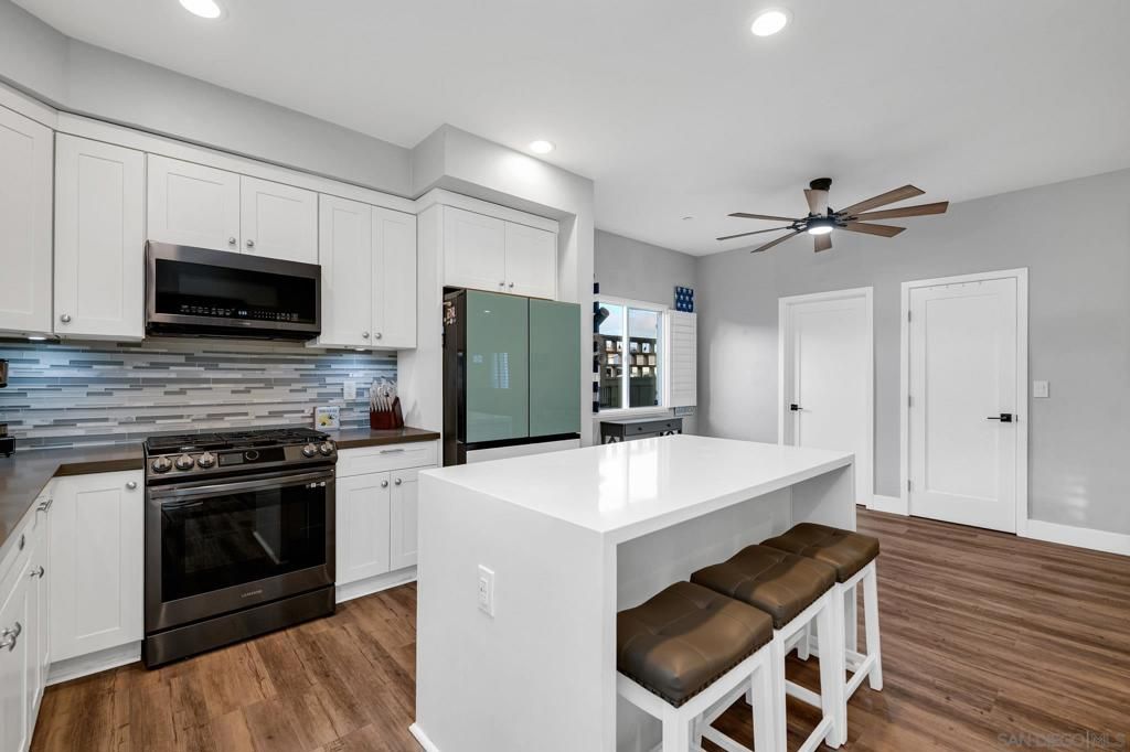 Image 10 of property listing at 571 Delaware, Imperial Beach, CA 91932