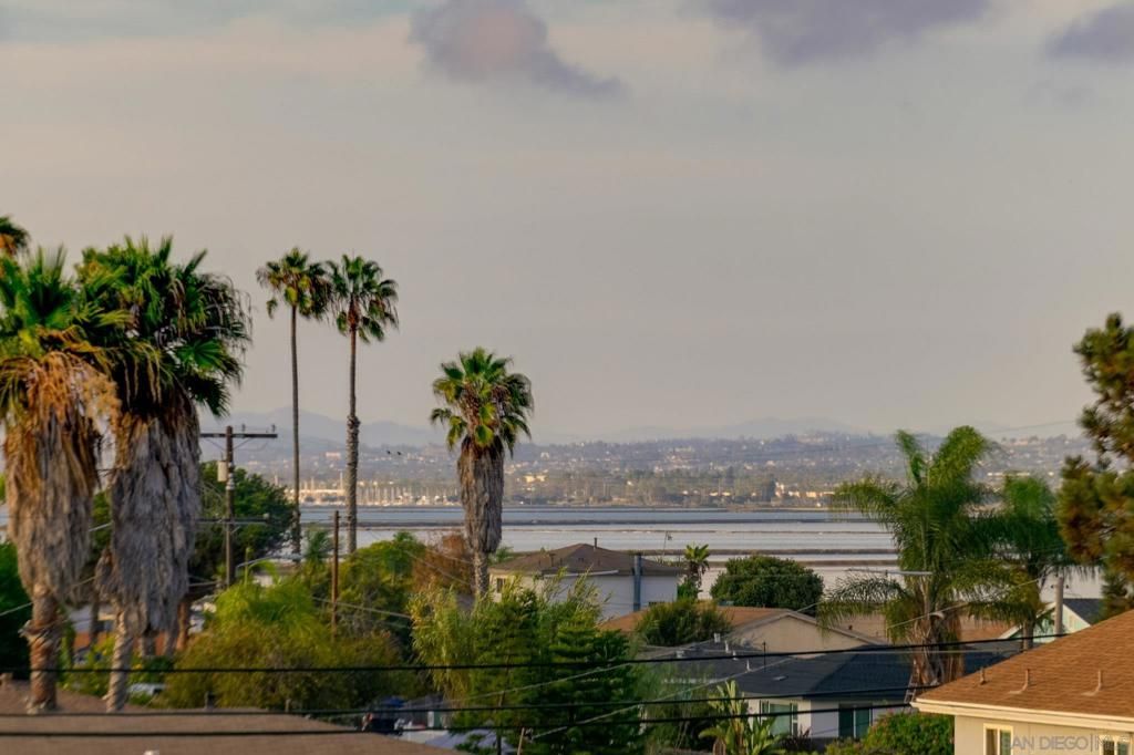Image 18 of property listing at 571 Delaware, Imperial Beach, CA 91932