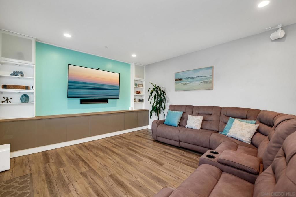 Image 4 of property listing at 571 Delaware, Imperial Beach, CA 91932