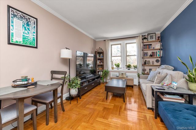 48-55 43rd Street 3F, Woodside, NY 11377