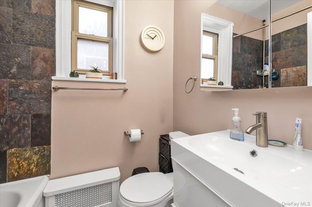 48-55 43rd Street 3F, Woodside, NY 11377