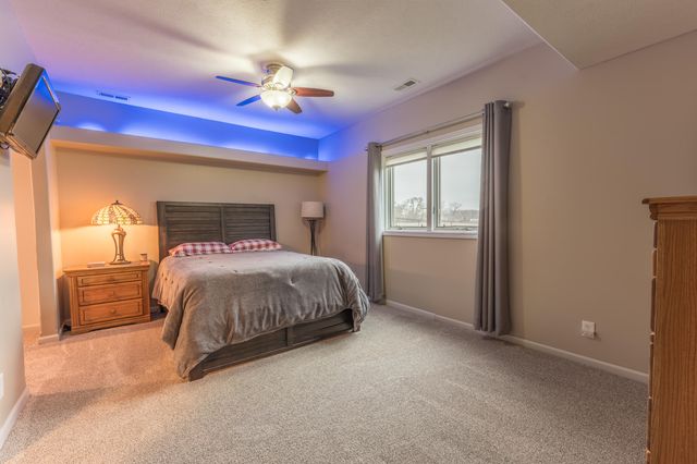 5112 WAGONS WAY Road, Council Bluffs, IA 51501