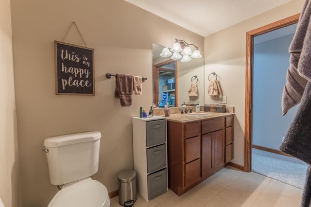 5112 WAGONS WAY Road, Council Bluffs, IA 51501