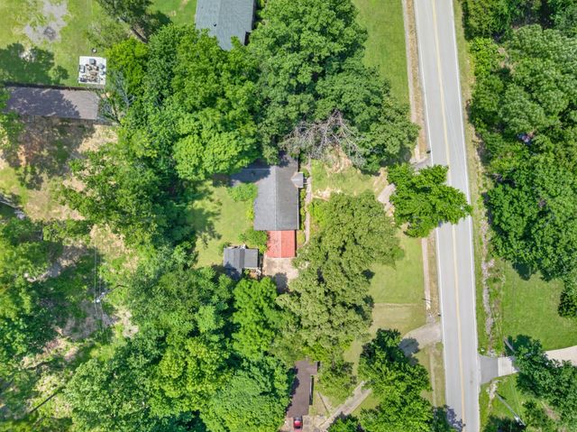 700 Dean Rd, Clarksville, TN 37040