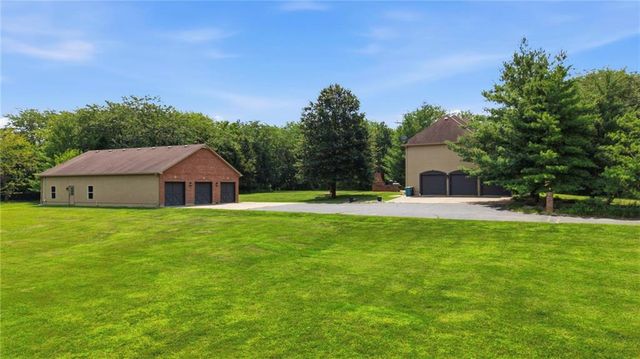 20215 S Grand Drive, Belton, MO 64012