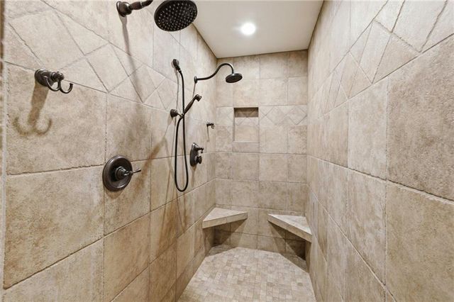 20215 S Grand Drive, Belton, MO 64012